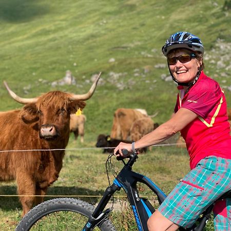 Chalet Montriond - Bike & Ski Les Crosets ภายนอก รูปภาพ