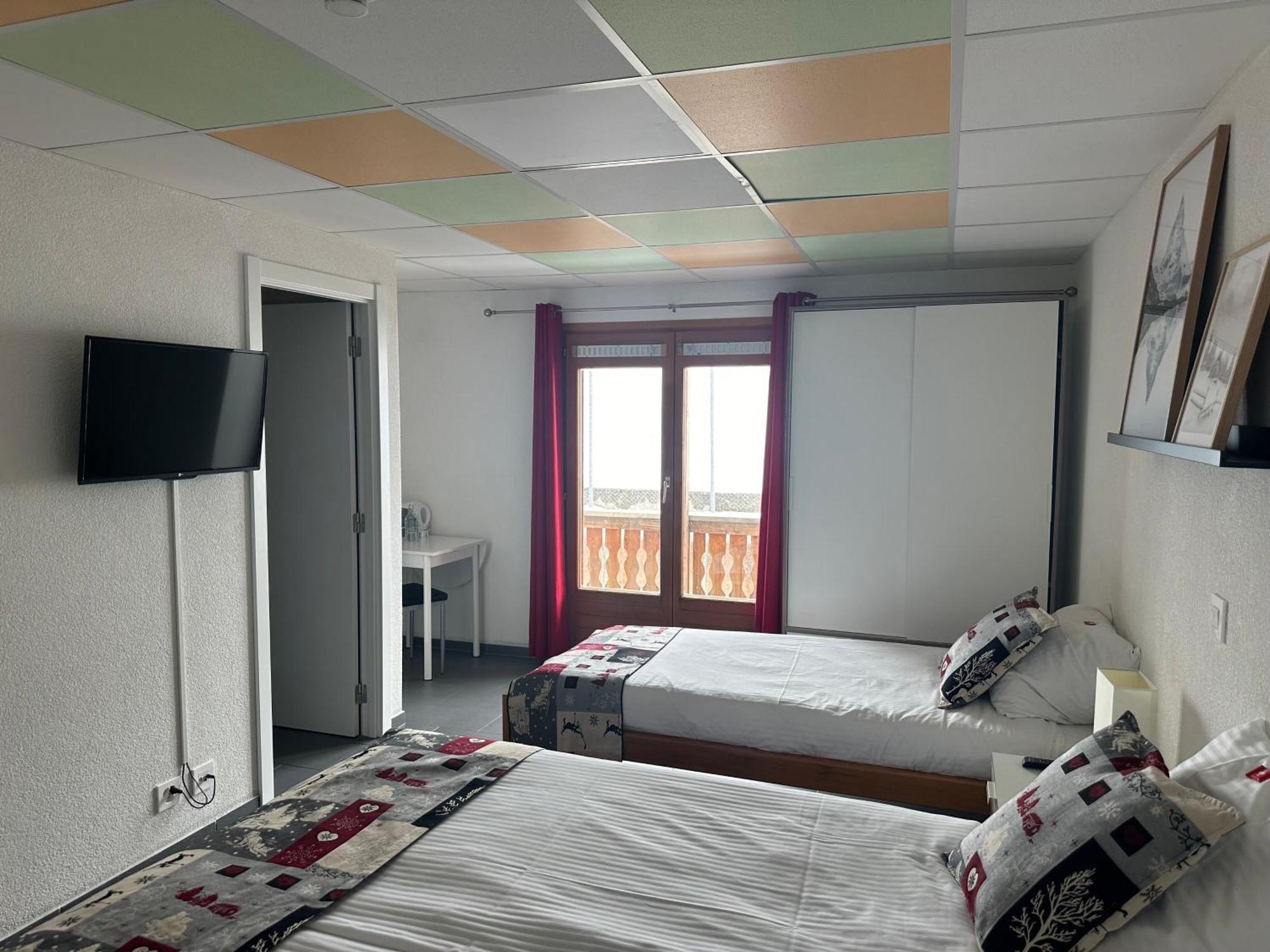 Chalet Montriond - Bike & Ski Les Crosets ภายนอก รูปภาพ